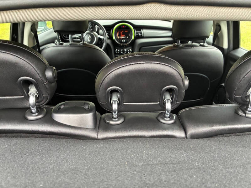 2016 MINI Hardtop 4 Door Cooper