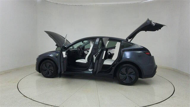 2026 Tesla Model Y Long Range