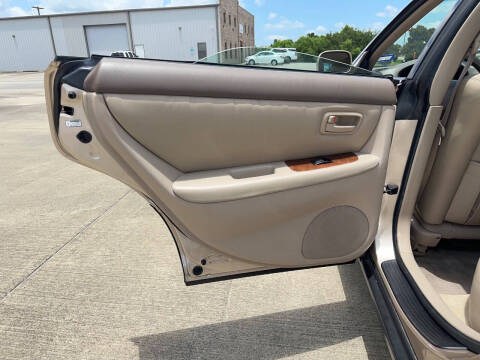 1999 Lexus ES 300
