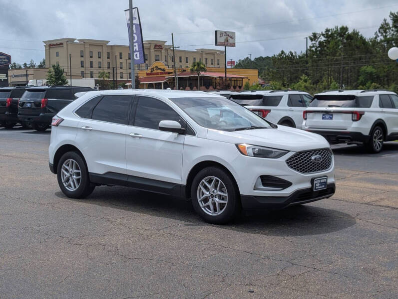 2024 Ford Edge