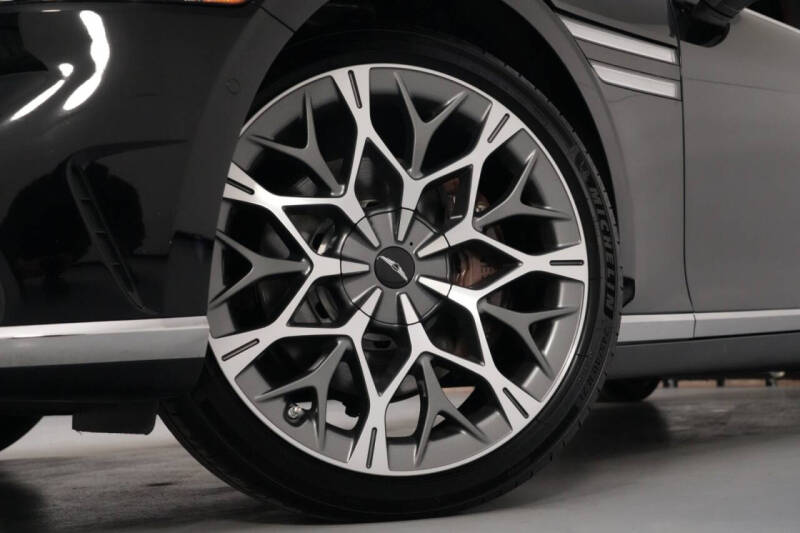 2024 Genesis G90 3.5T e-Supercharger