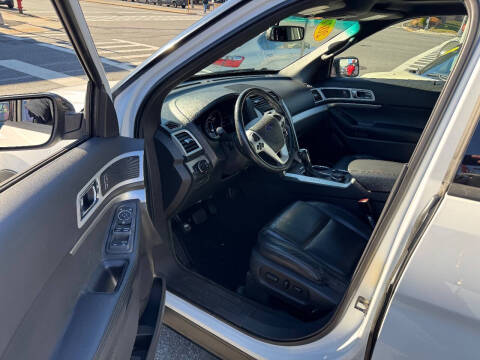 2014 Ford Explorer XLT