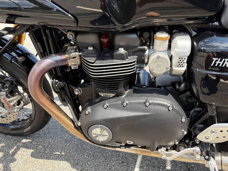 2024 Triumph Thruxton