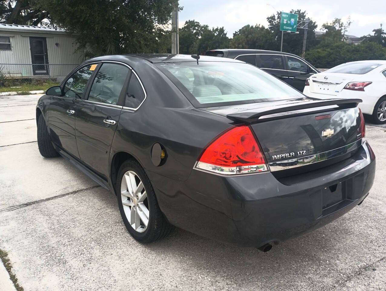 2006 Chevrolet Impala for sale at Auto Outlet Of Manatee in Palmetto, FL