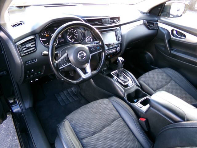 2020 Nissan Rogue Sport SV