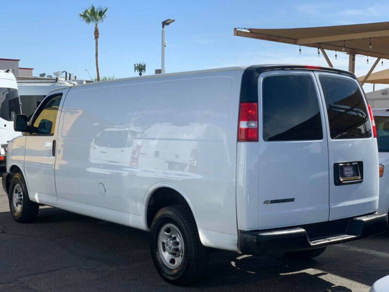 2018 Chevrolet Express 2500