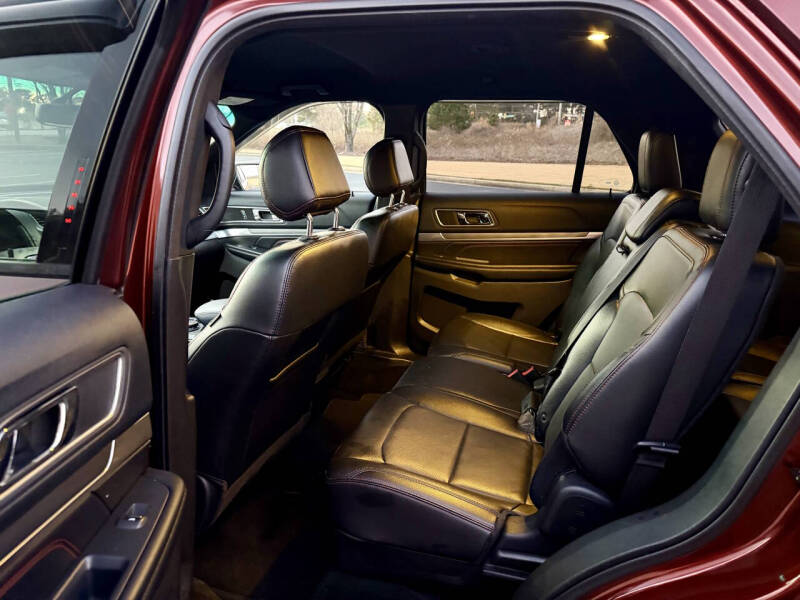 2016 Ford Explorer Sport