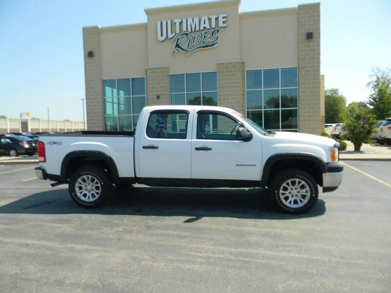 2011 GMC Sierra 1500 for sale at Ultimate Rides in Appleton WI