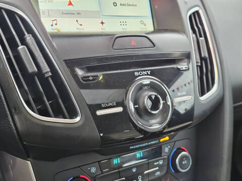 2017 Ford Focus Titanium