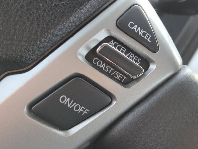 2019 Nissan Titan SV