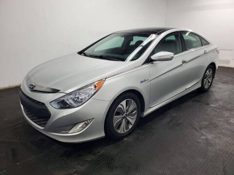 2015 Hyundai Sonata Hybrid for sale at Automotive Connection in Fairfield OH