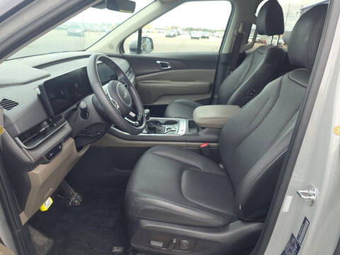 2025 Kia Carnival EX