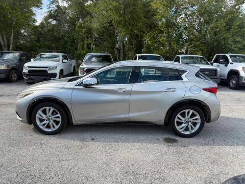 2018 Infiniti QX30 Premium