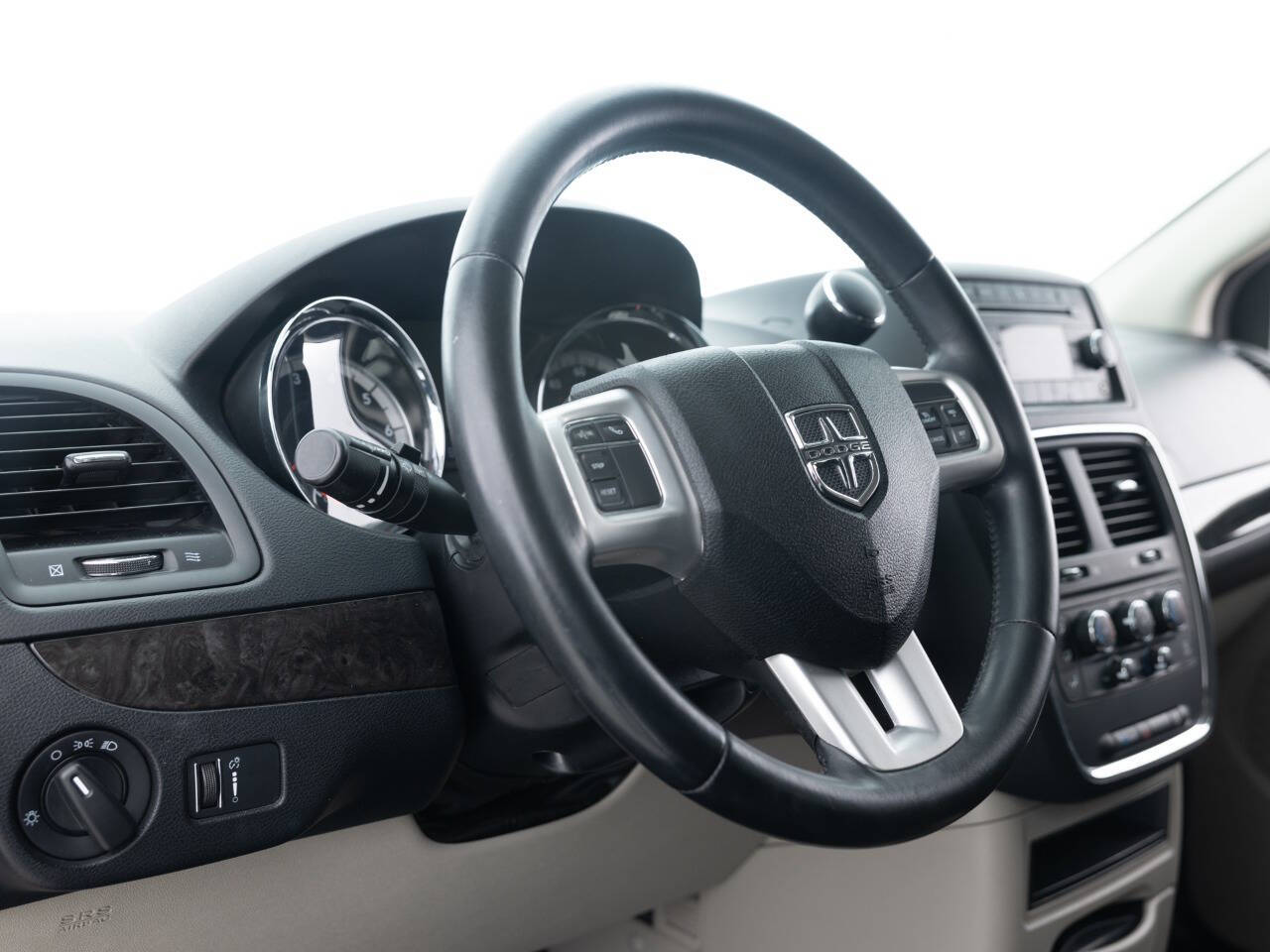 Used Car 2016 Dodge Grand Caravan  Se 4dr Mini Van For Sale Under $10,000 In Coal City, Illinois