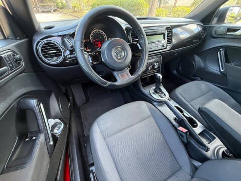 2014 Volkswagen Beetle 2.5L Entry PZEV