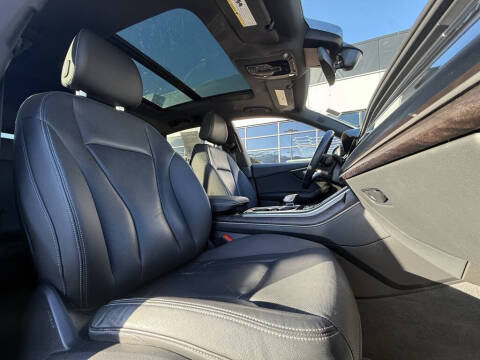 2021 Audi Q8 quattro Premium Plus 55 TFSI