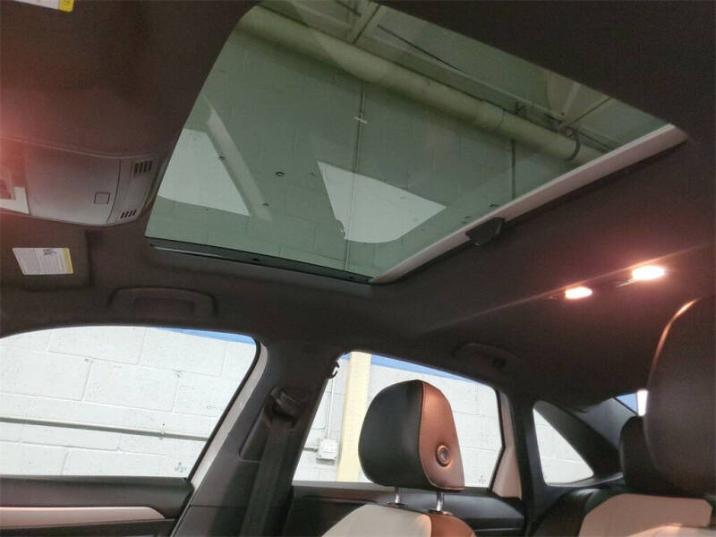 2019 Volkswagen Jetta R-Line