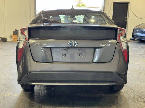 2017 Toyota Prius Two