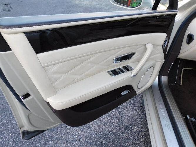 2016 Bentley Flying Spur V8