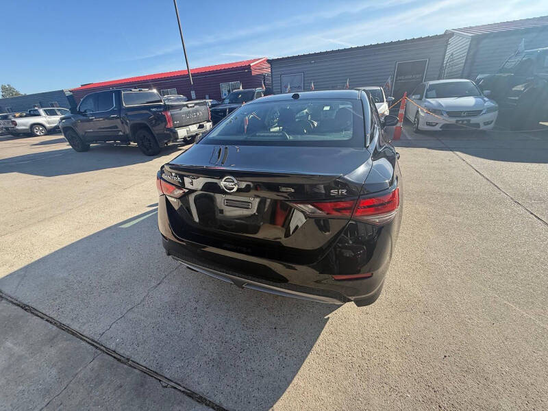 2020 Nissan Sentra SR