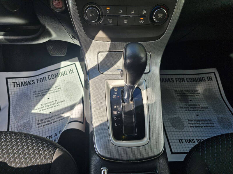 2013 Nissan Sentra SR