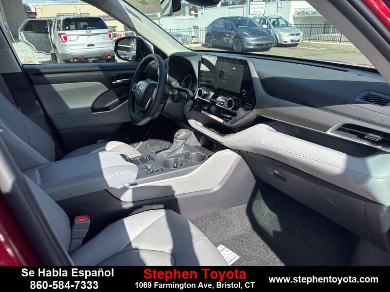 2026 Toyota Highlander XLE