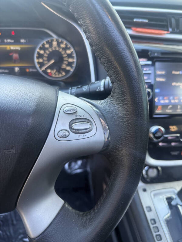 2015 Nissan Murano SV