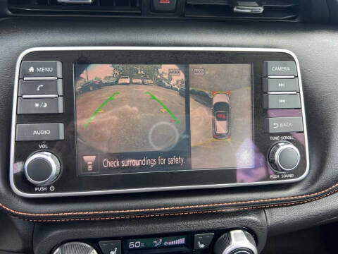 2020 Nissan Kicks SR