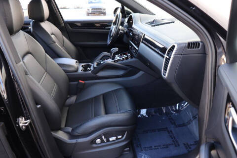 2019 Porsche Cayenne S