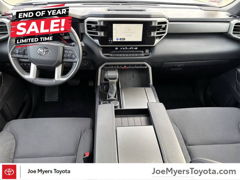 2025 Toyota Sequoia SR5