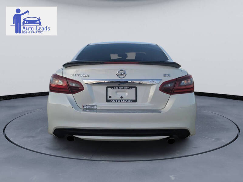 2017 Nissan Altima 2.5 SR