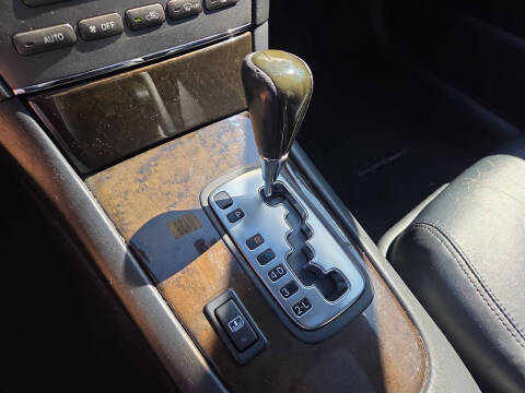 2004 Lexus ES 330