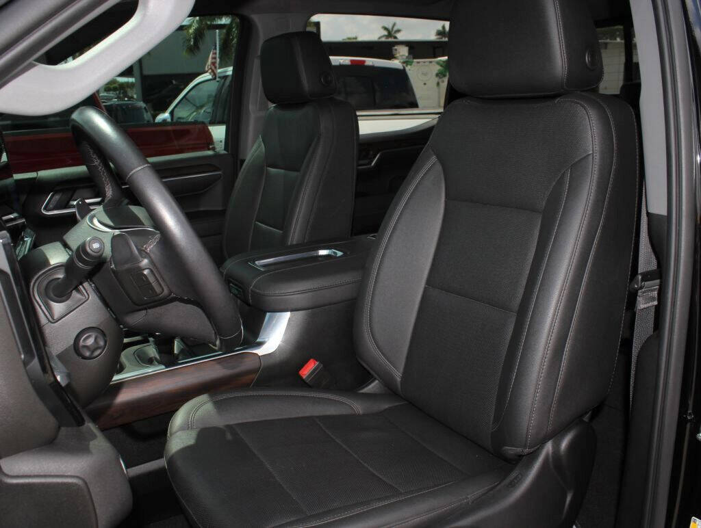 2022 GMC Sierra 1500  - $56,995