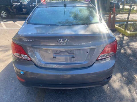 2016 Hyundai Accent SE