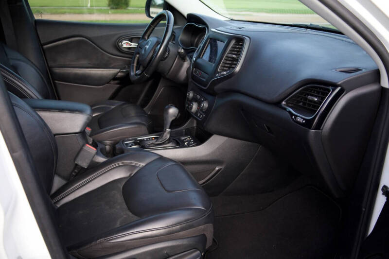 2020 Jeep Cherokee Altitude