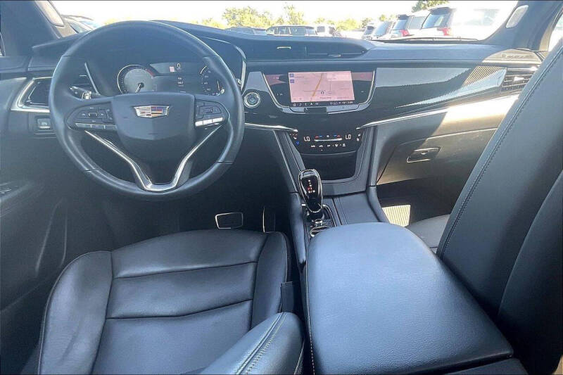 2024 Cadillac XT6 Sport