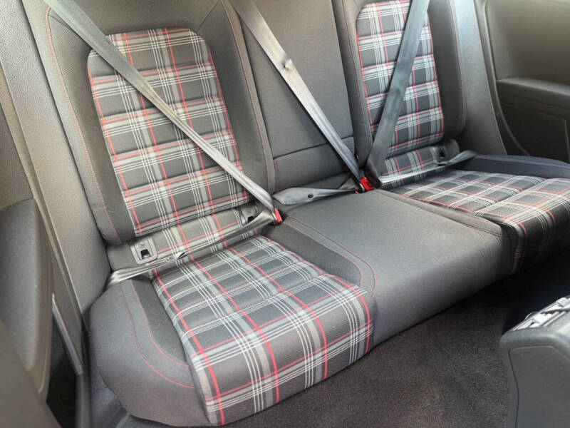 2015 Volkswagen Golf GTI S