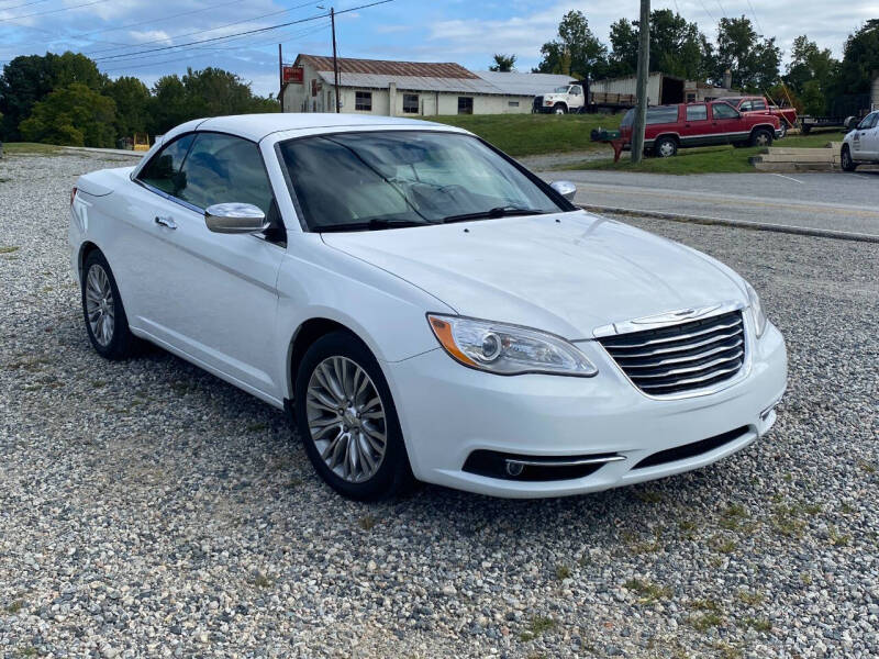 Used 2013 Chrysler 200 Limited with VIN 1C3BCBFG1DN631658 for sale in Apex, NC