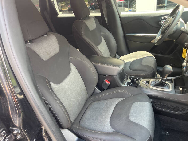 2018 Jeep Cherokee Latitude