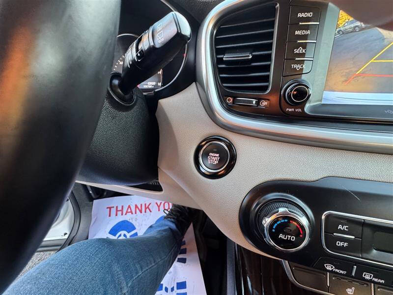 2019 Kia Sorento EX V6