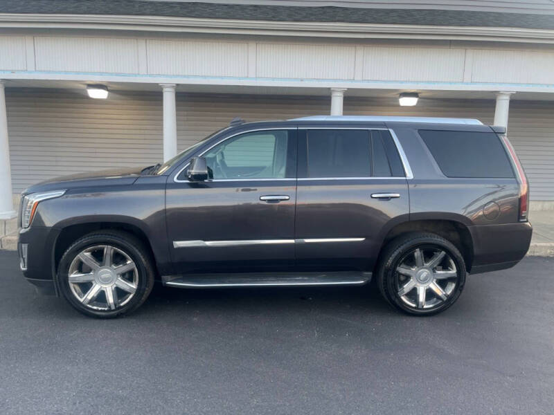 2016 Cadillac Escalade Luxury Collection