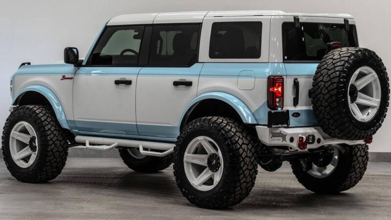 2025 Ford Bronco Outer Banks