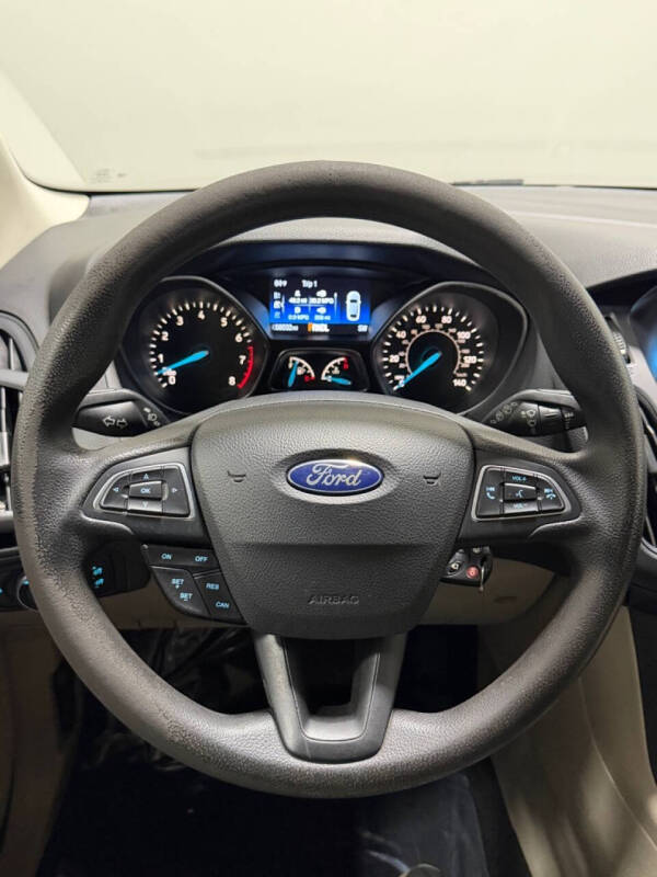 2017 Ford Focus SE