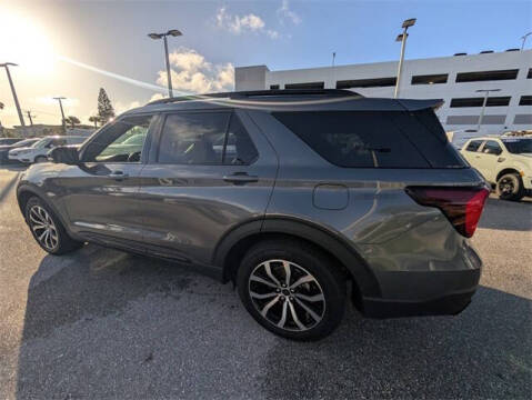 2025 Ford Explorer ST-Line