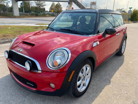 2010 MINI Cooper Clubman for sale at SARCO ENTERPRISE inc in Houston TX