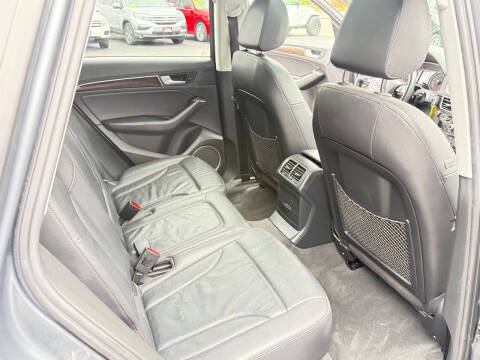 2014 Audi Q5 2.0T quattro Premium