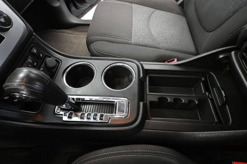 2016 GMC Acadia SLE-2