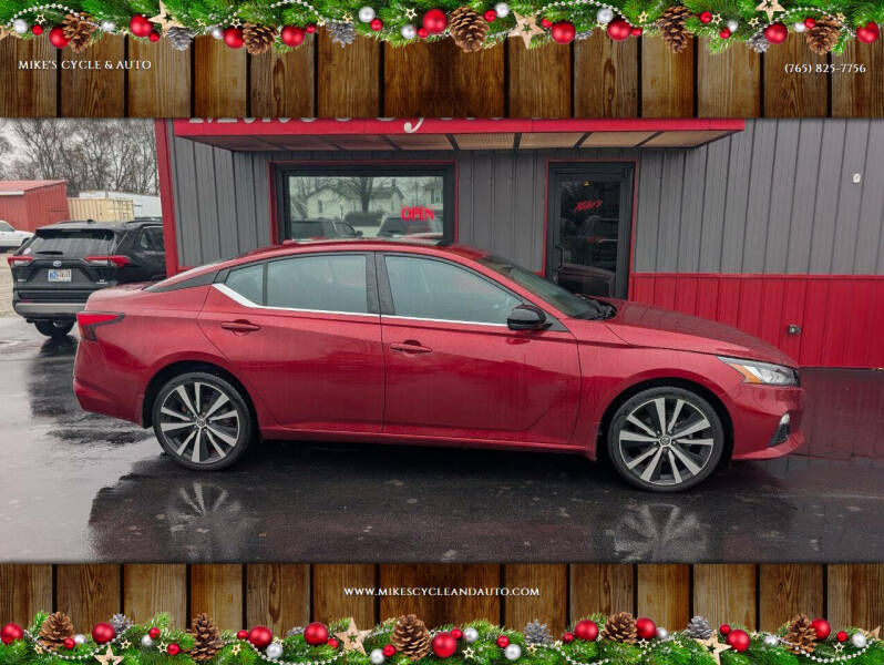 2020 Nissan Altima SR's photo