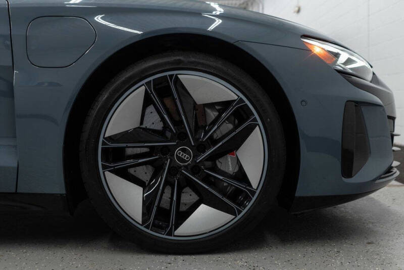 2023 Audi RS e-tron GT quattro