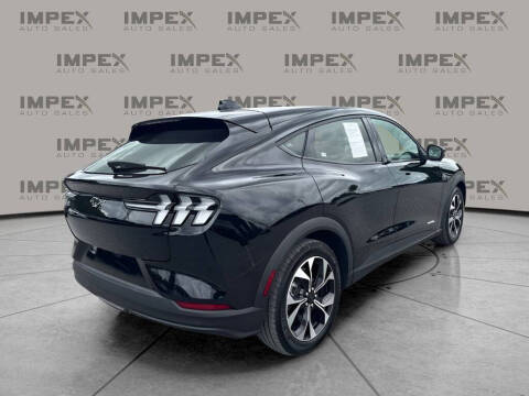2025 Ford Mustang Mach-E Select